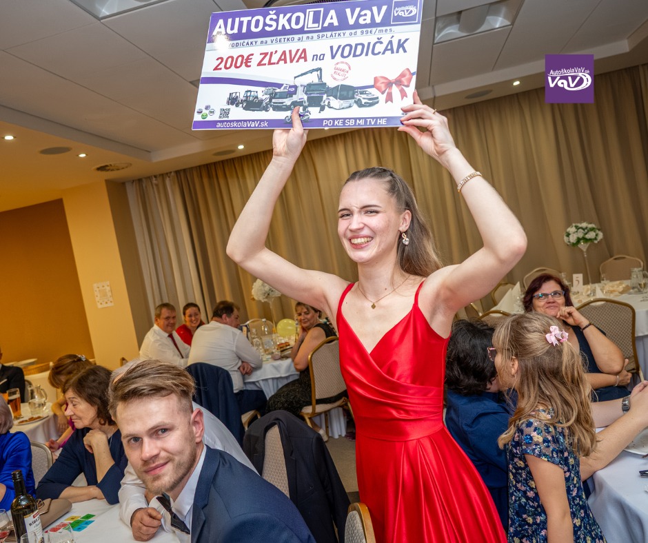 Odovzdávanie výherného poukazu Autoškola VaV