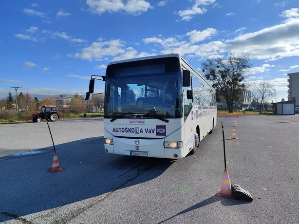 Autobusová doprava